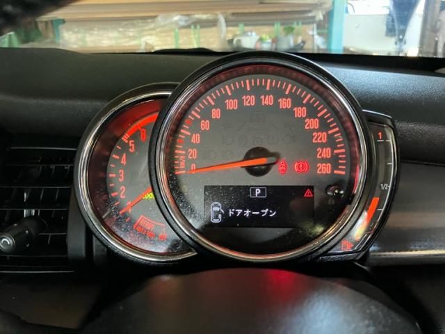 BMW MINI COOPER D 5DOOR 2019