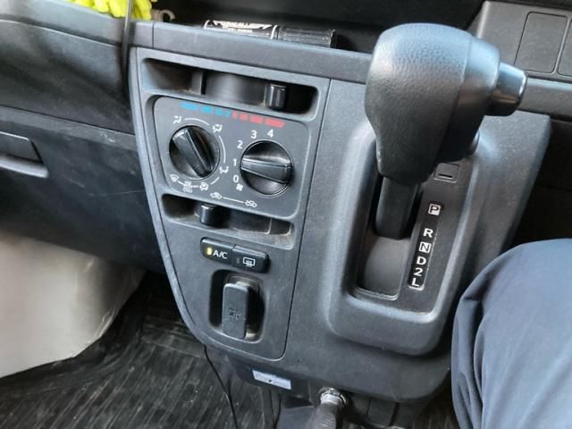 DAIHATSU HIJET CARGO 2019