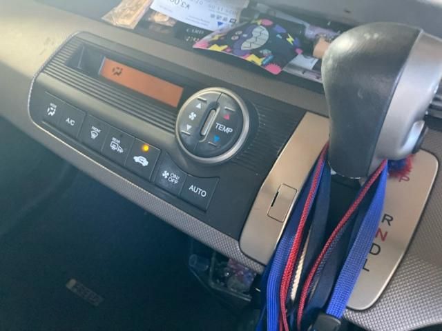 HONDA FREED HYBRID 2014