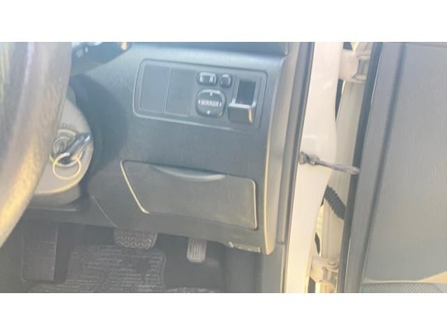 TOYOTA COROLLA FIELDER 2004