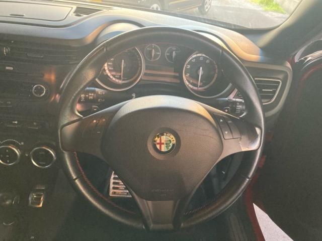 ALFAROMEO ALFAROMEO Giulietta 2012