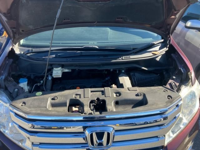 HONDA STEPWAGON SPADA 2011