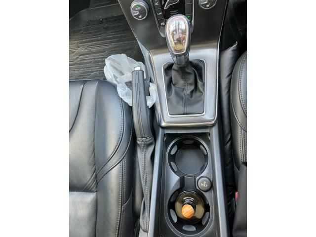 VOLVO VOLVO V40 2013