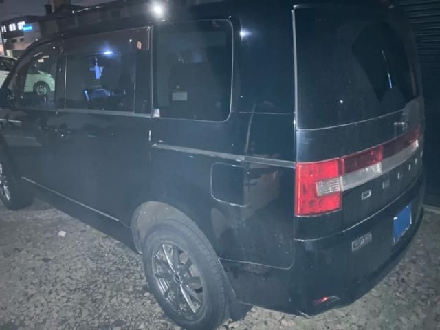 MITSUBISHI DELICA D:5 4WD 2009