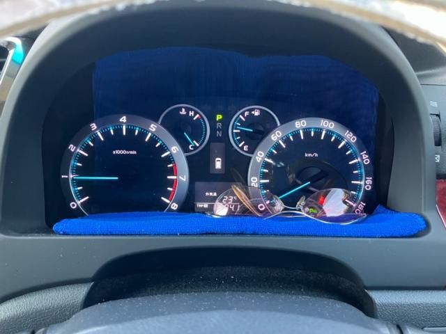 TOYOTA VELLFIRE 2008