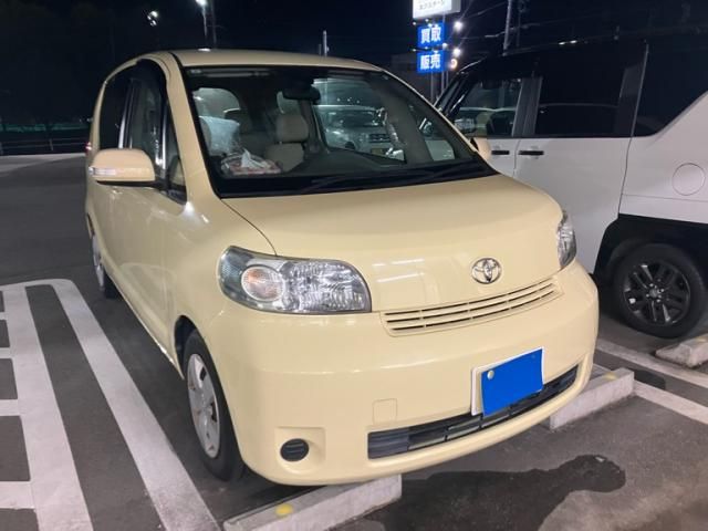 TOYOTA PORTE 2009