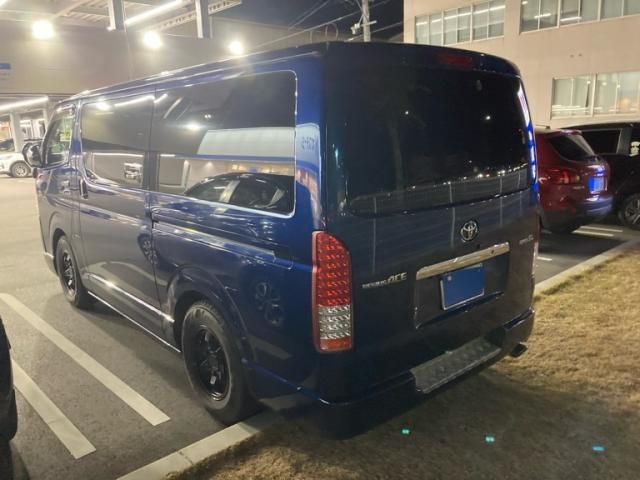 TOYOTA REGIUSACE van 2WD 2011