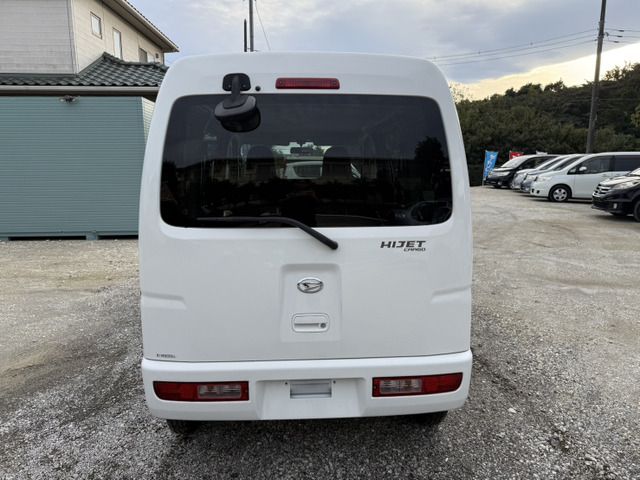 DAIHATSU HIJET CARGO 2013