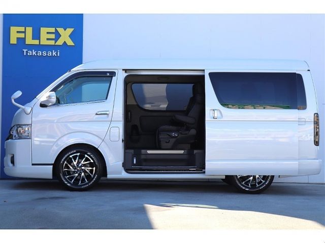 TOYOTA HIACE wagon 2018
