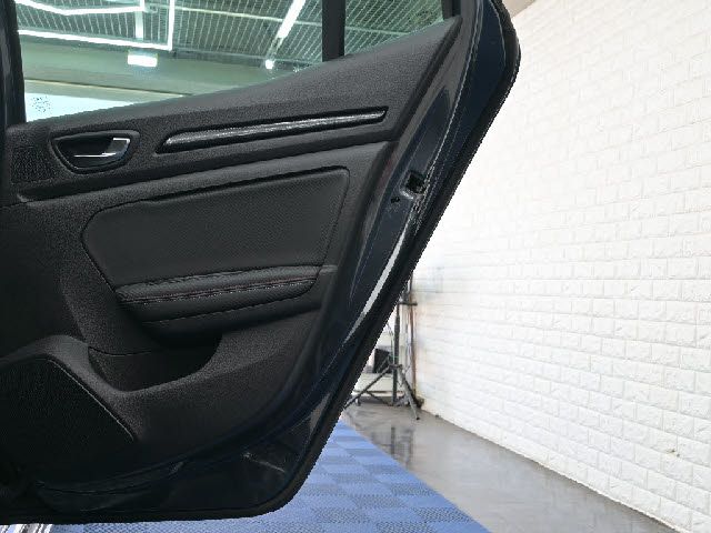 RENAULT RENAULT MEGANE hatchback 2022