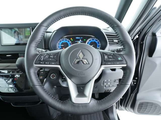 MITSUBISHI DELICA MINI 2023