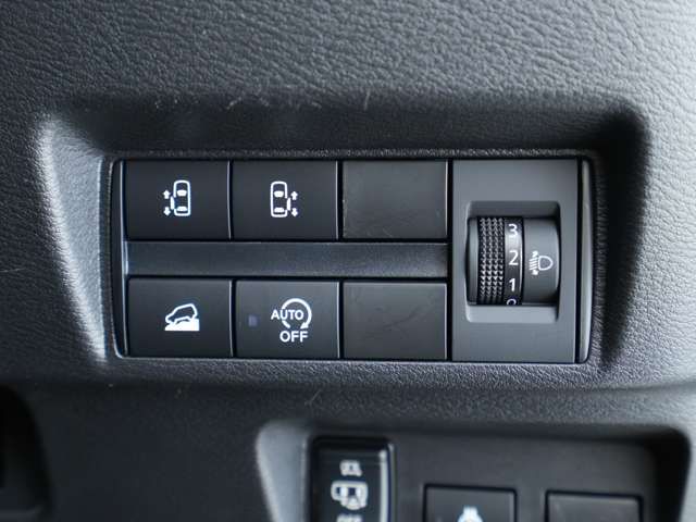 MITSUBISHI DELICA MINI 2023