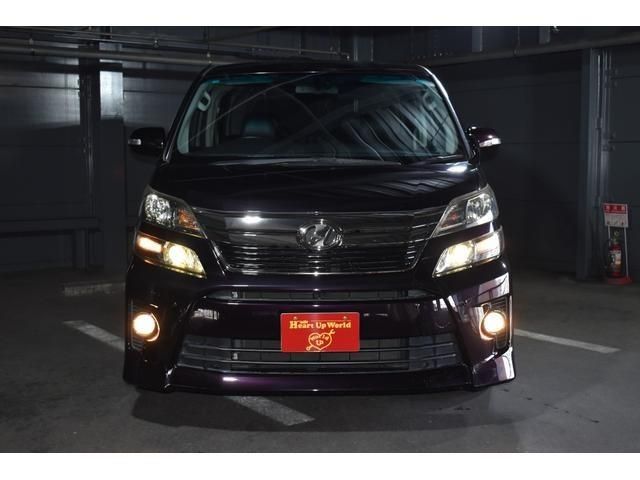TOYOTA VELLFIRE 2014