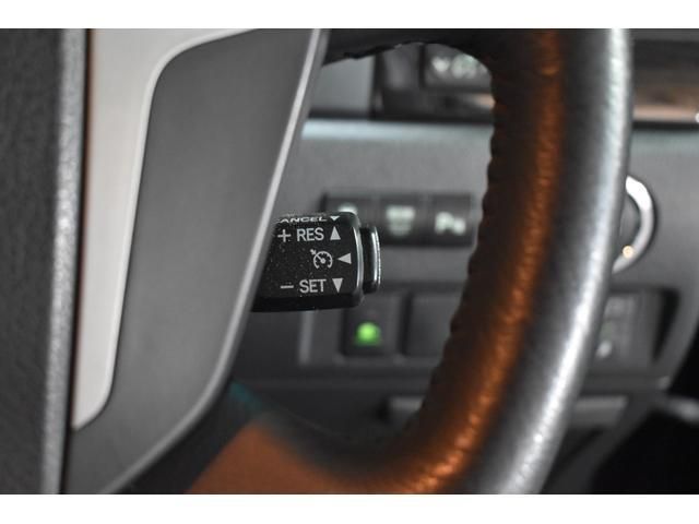 TOYOTA VELLFIRE 2014