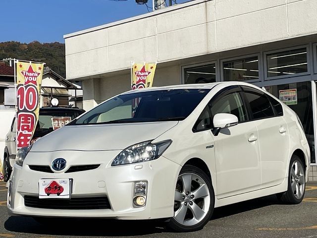 TOYOTA PRIUS 2010
