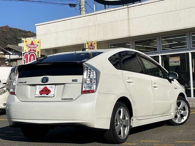 TOYOTA PRIUS 2010