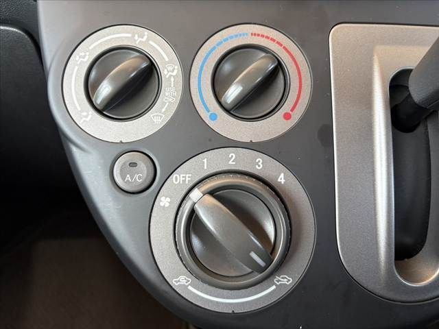 DAIHATSU MIRA van 2015