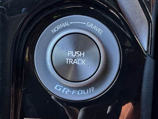 TOYOTA GR COROLLA 2025