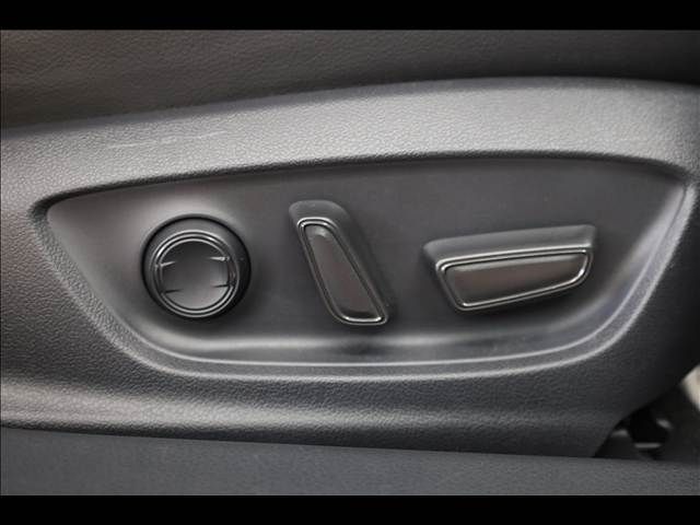 TOYOTA CAMRY HYBRID 2017