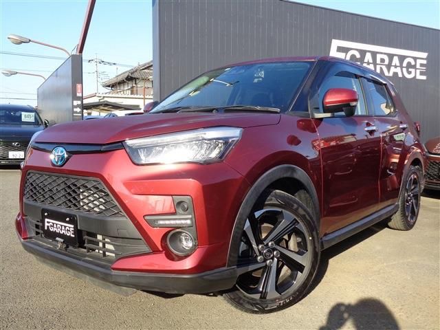 TOYOTA RAIZE HYBRID 2022