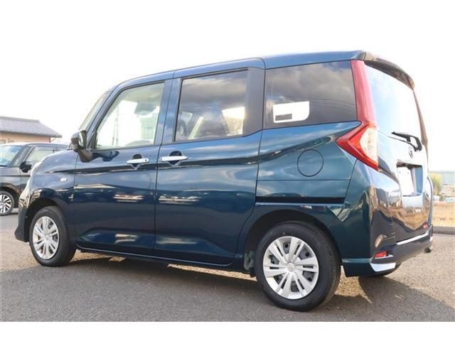 TOYOTA ROOMY 4WD 2022