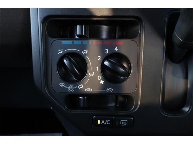 TOYOTA ROOMY 4WD 2022