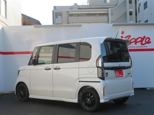 HONDA N BOX CUSTOM 2022