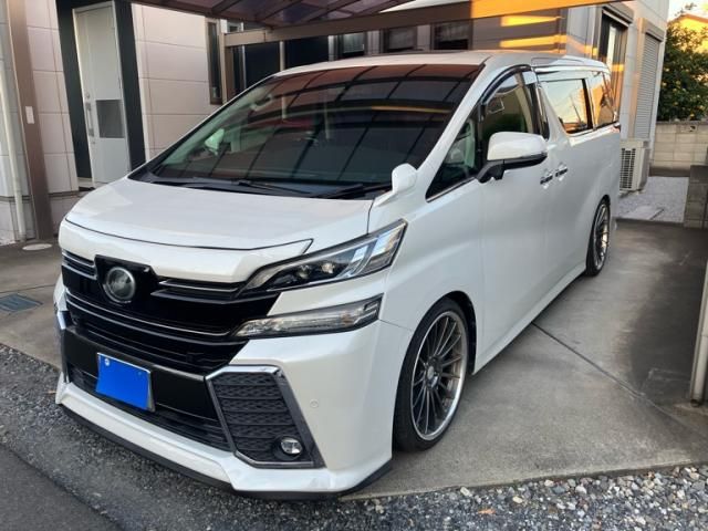 TOYOTA VELLFIRE 2016