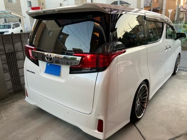 TOYOTA VELLFIRE 2016