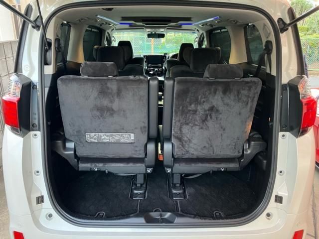 TOYOTA VELLFIRE 2016