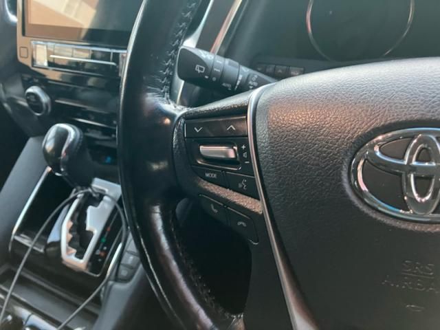 TOYOTA VELLFIRE 2016