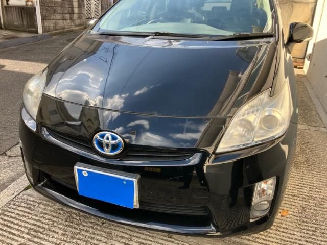 TOYOTA PRIUS 2010