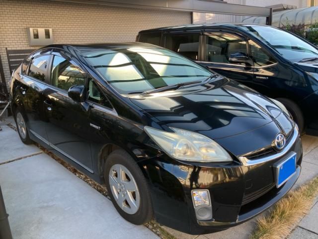 TOYOTA PRIUS 2010