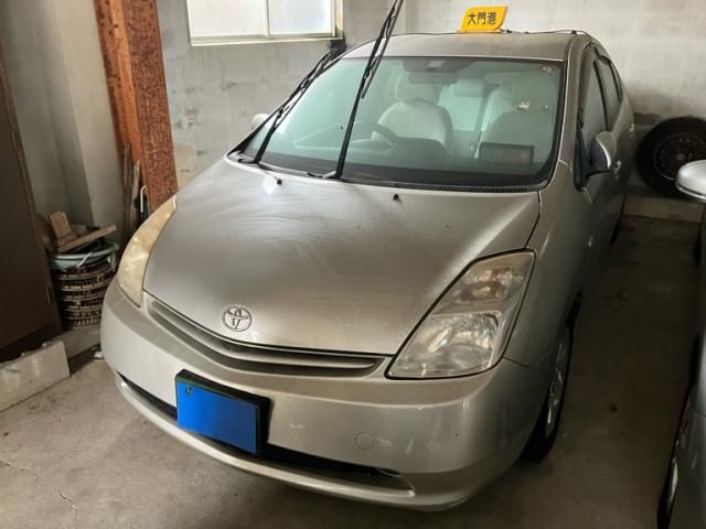 TOYOTA PRIUS 2003