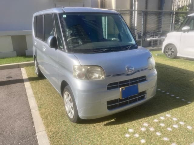 DAIHATSU TANTO 2011