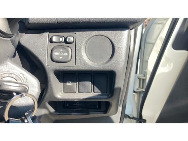 TOYOTA HIACE van 2WD 2022