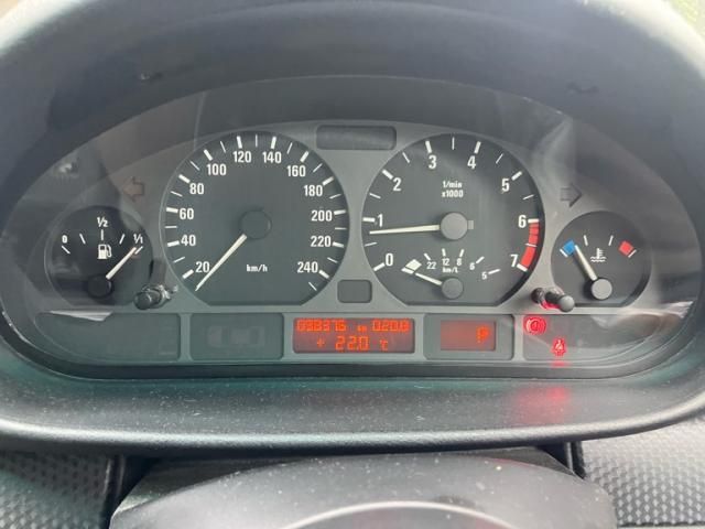 BMW BMW 3series sedan 2002