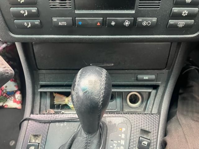 BMW BMW 3series sedan 2002