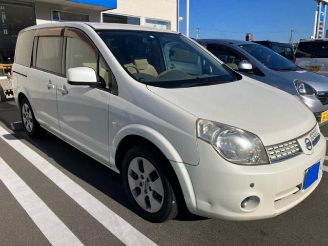 NISSAN LAFESTA 2005