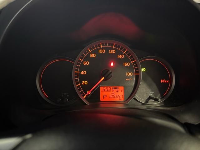 TOYOTA VITZ 2013