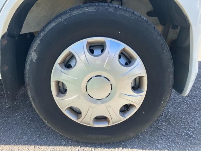 DAIHATSU HIJET CARGO 4WD 2013