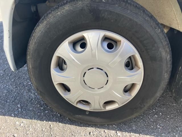 DAIHATSU HIJET CARGO 4WD 2013