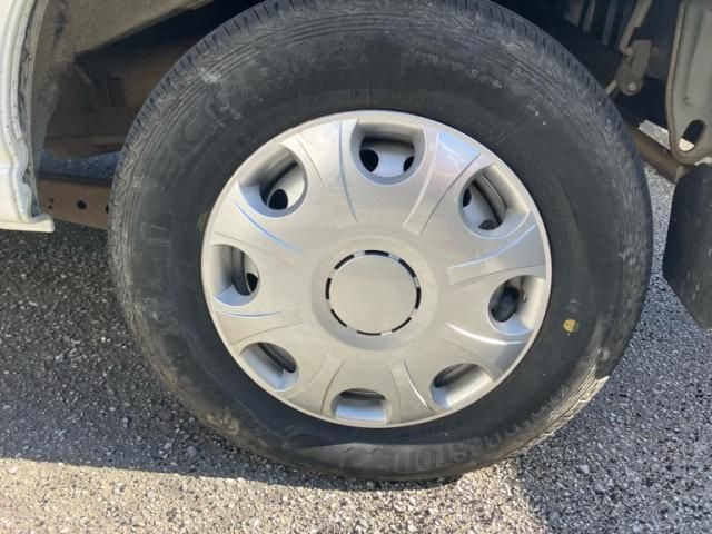 DAIHATSU HIJET CARGO 4WD 2013