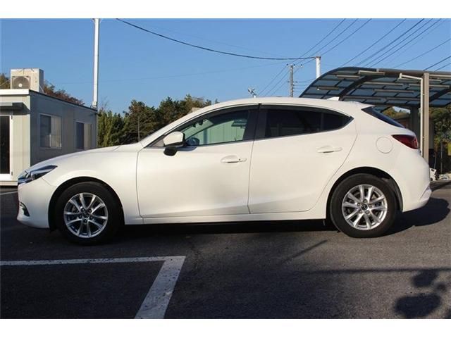 MAZDA AXELA SPORTS 2017