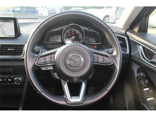 MAZDA AXELA SPORTS 2017