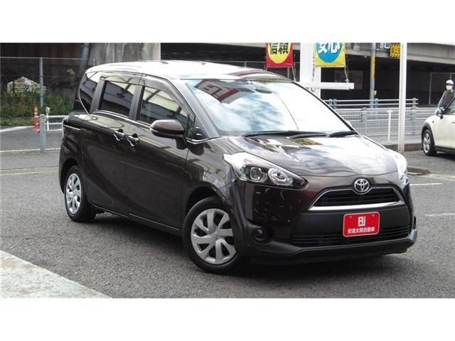 TOYOTA SIENTA 2016