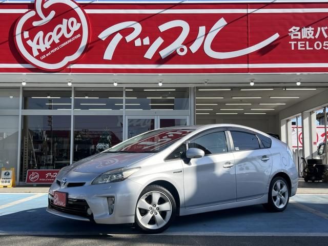 TOYOTA PRIUS 2013