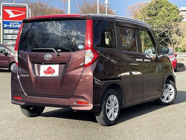 TOYOTA ROOMY 2021
