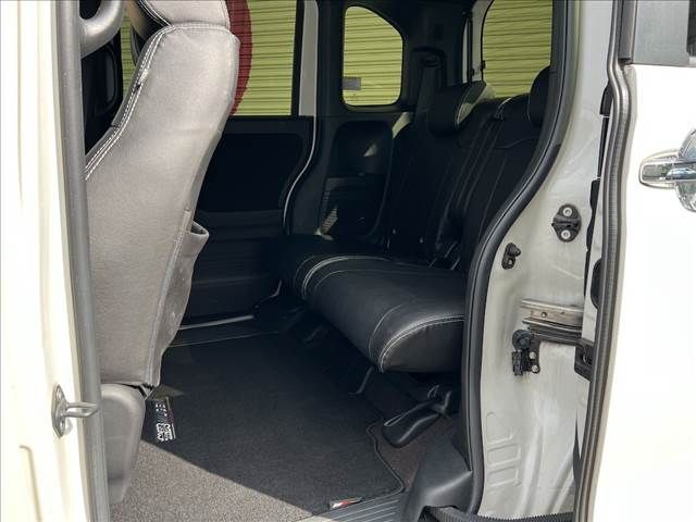 HONDA N BOX CUSTOM 2019