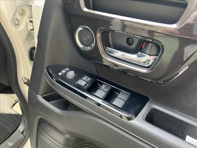 HONDA N BOX CUSTOM 2019